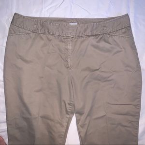 Worthington Khaki Capri Pants